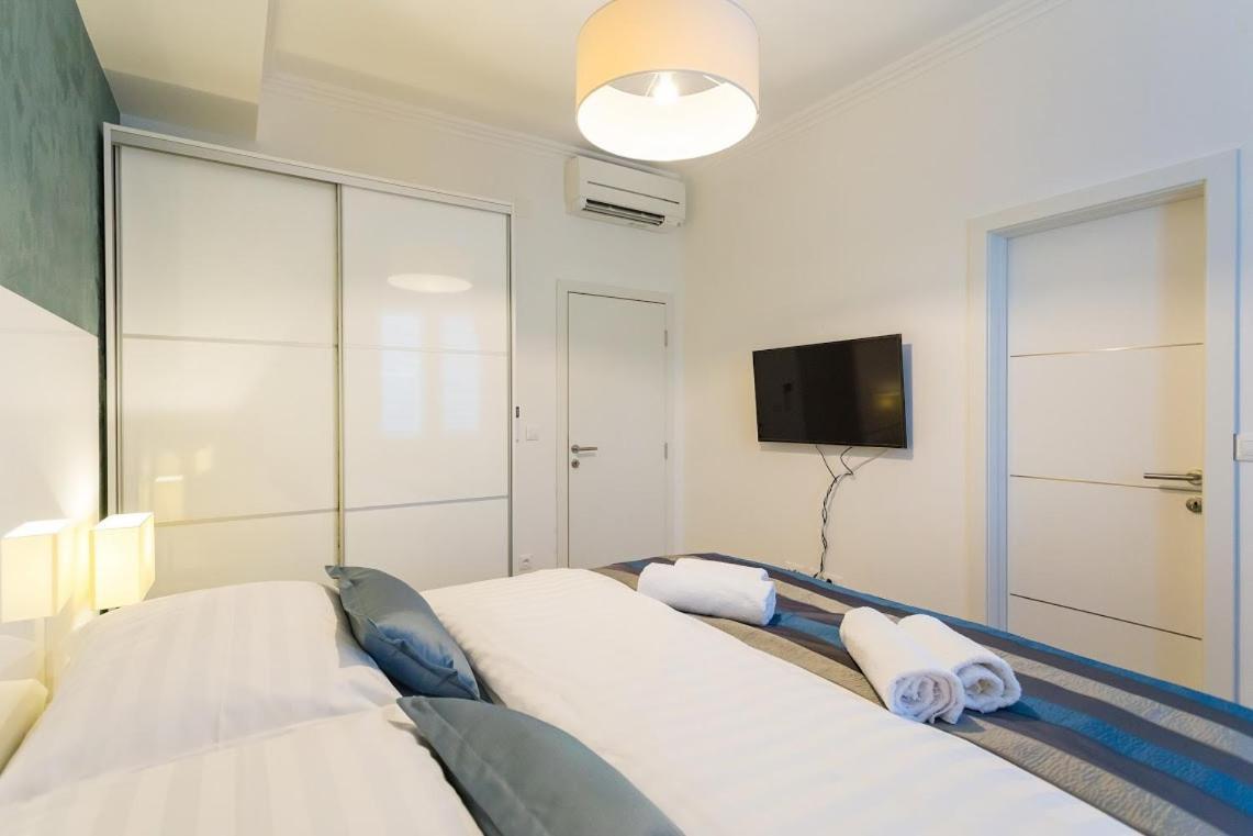 Pine Tree Boutique Apartments Saplunara Extérieur photo