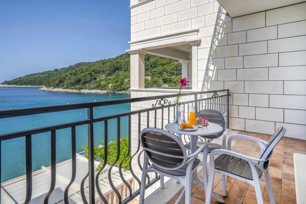 Pine Tree Boutique Apartments Saplunara Extérieur photo