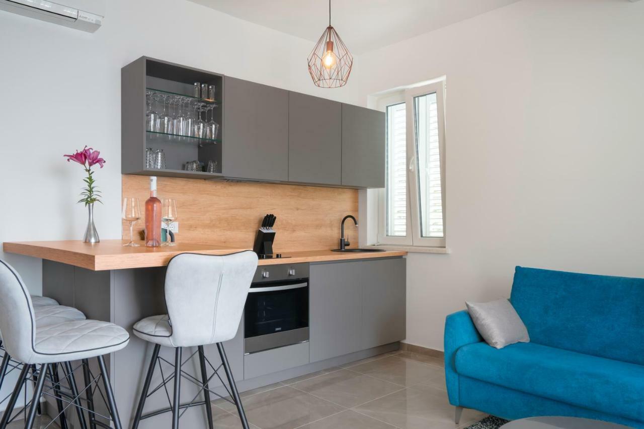Pine Tree Boutique Apartments Saplunara Extérieur photo