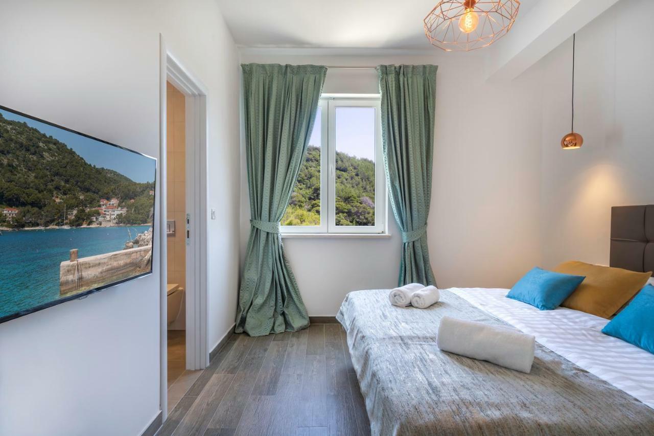 Pine Tree Boutique Apartments Saplunara Extérieur photo