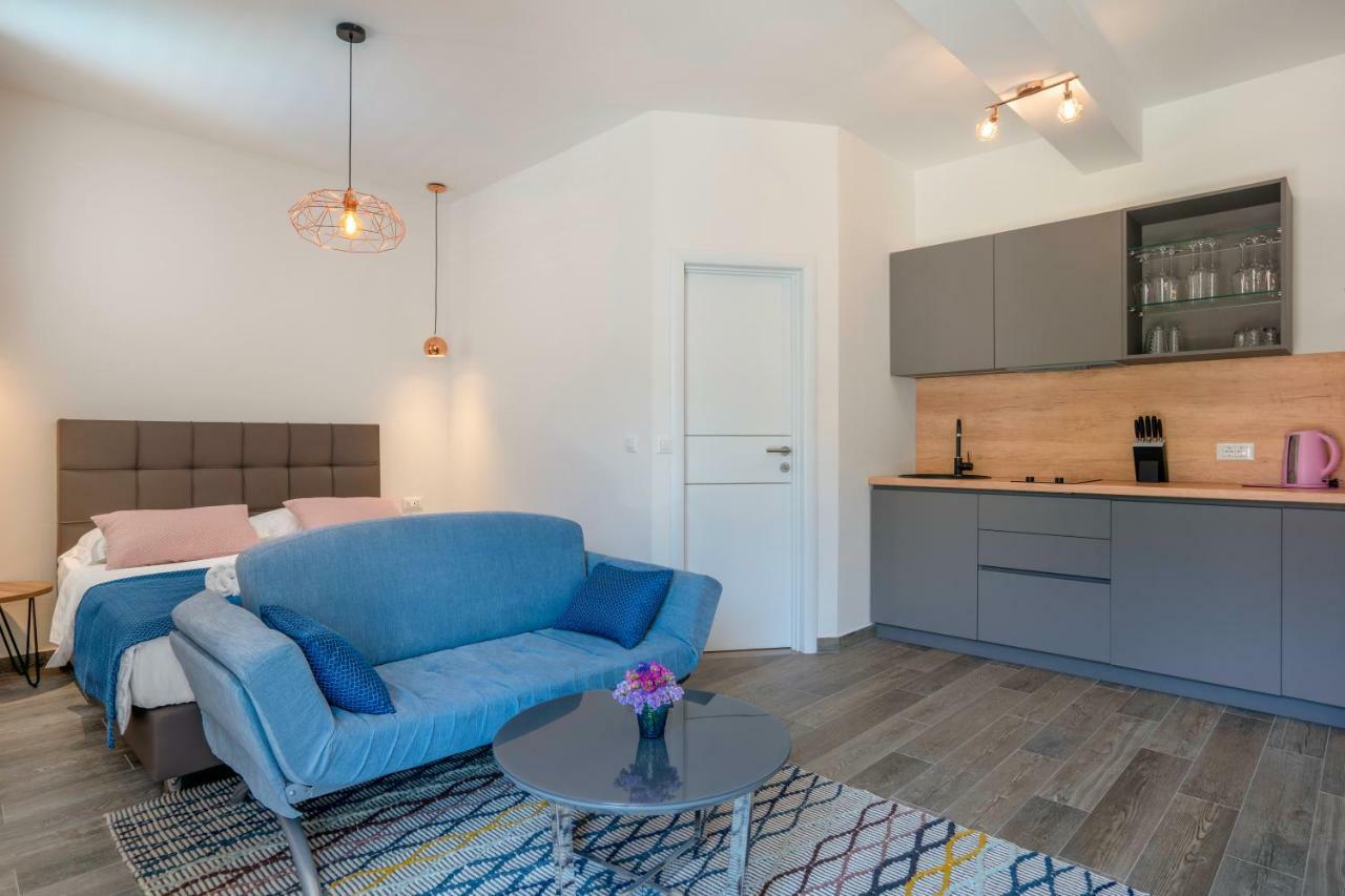 Pine Tree Boutique Apartments Saplunara Extérieur photo